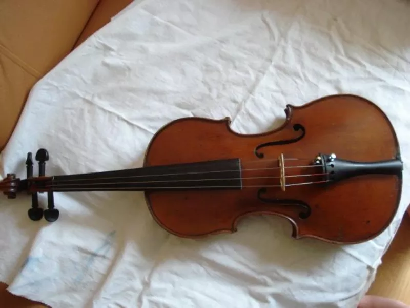 немецкая скрипка - мастер Диабьес,  начало 19-го века